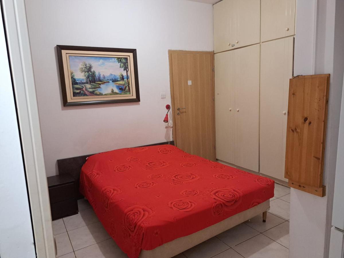 City Large Studio Лимасол Экстерьер фото